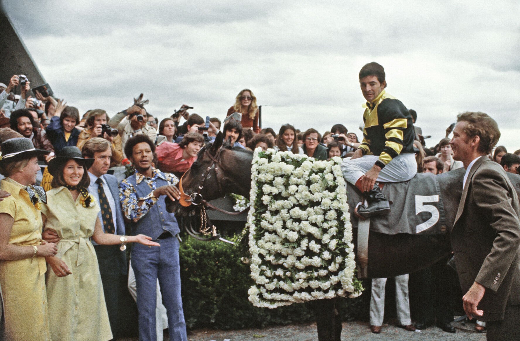 1977: Seattle Slew runs wire to wire in Belmont to capture Triple Crown